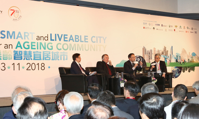  (From the left) HKHS CEO Wong Kit-loong, Prof Jan Gehl from Denmark, Mr Guo Li-qiao from Ministry of Housing and Urban-Rural Development of PRC, HKHS Vice Chairman Prof Ling Kar-kan