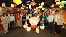 HKHS Exhibition Centre Fosters Community Connections during Mid-Autumn Festival 